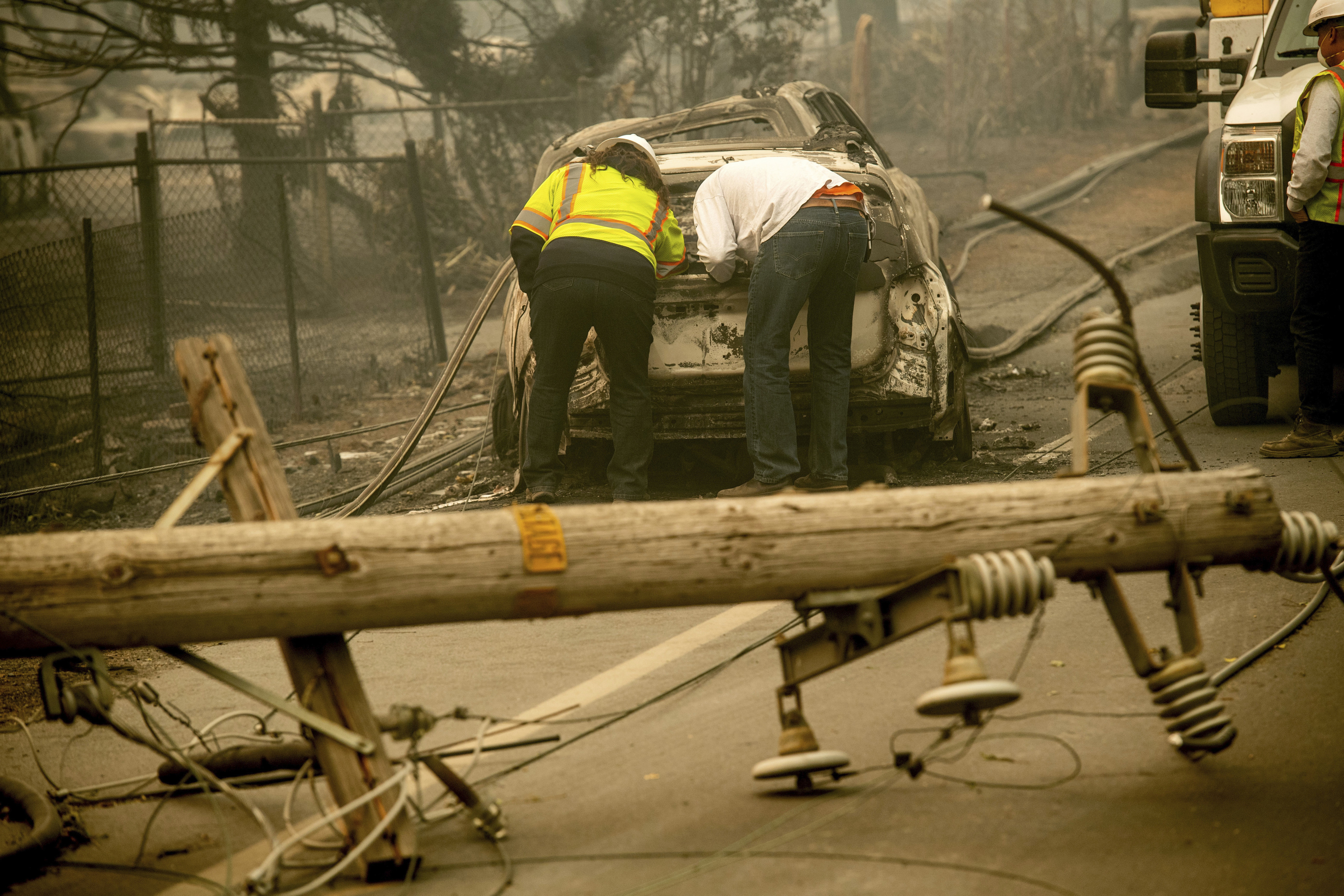 California utility cuts power to 24,000 customers