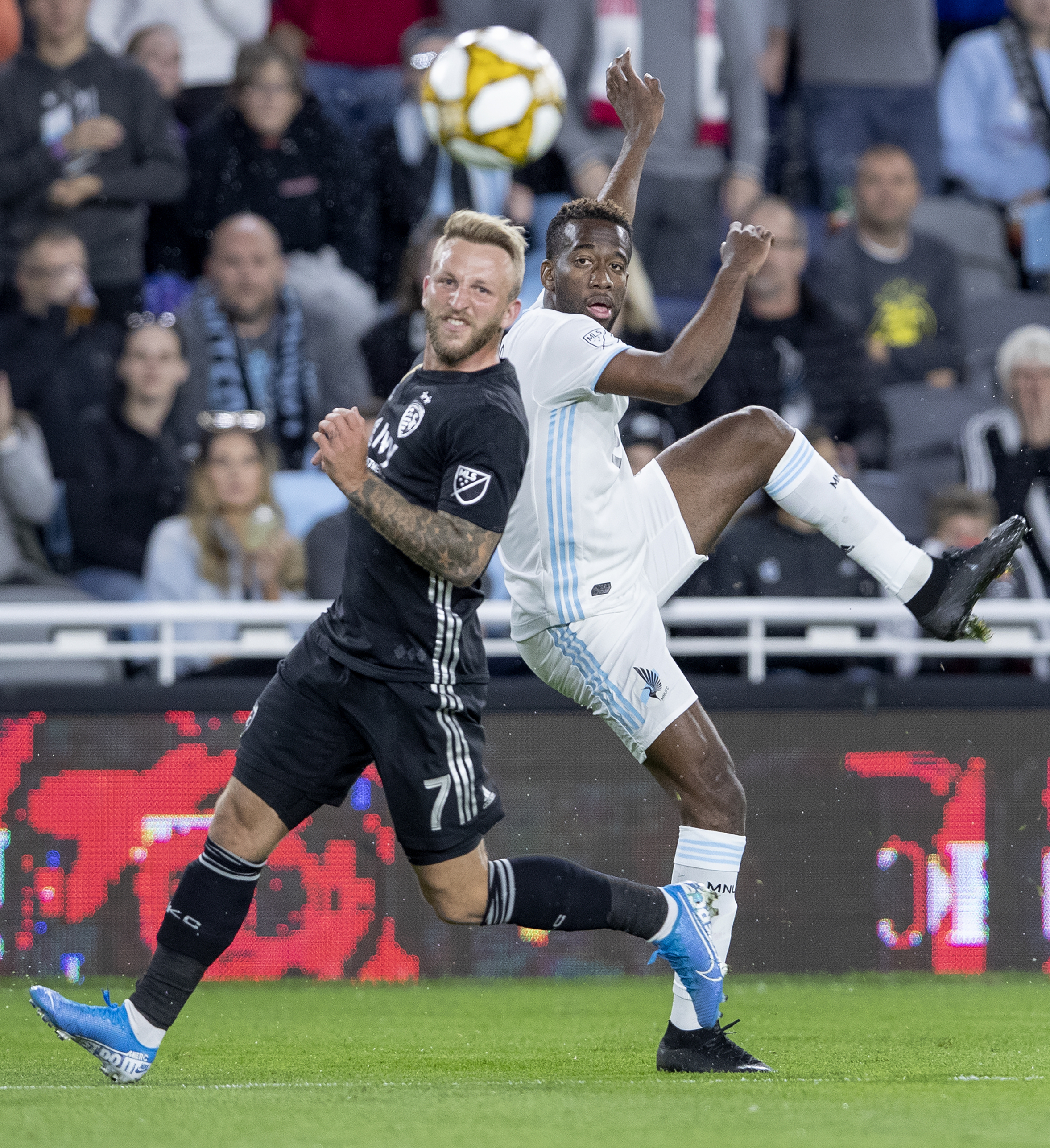 Minnesota United FC edges Sporting Kansas City 2-1