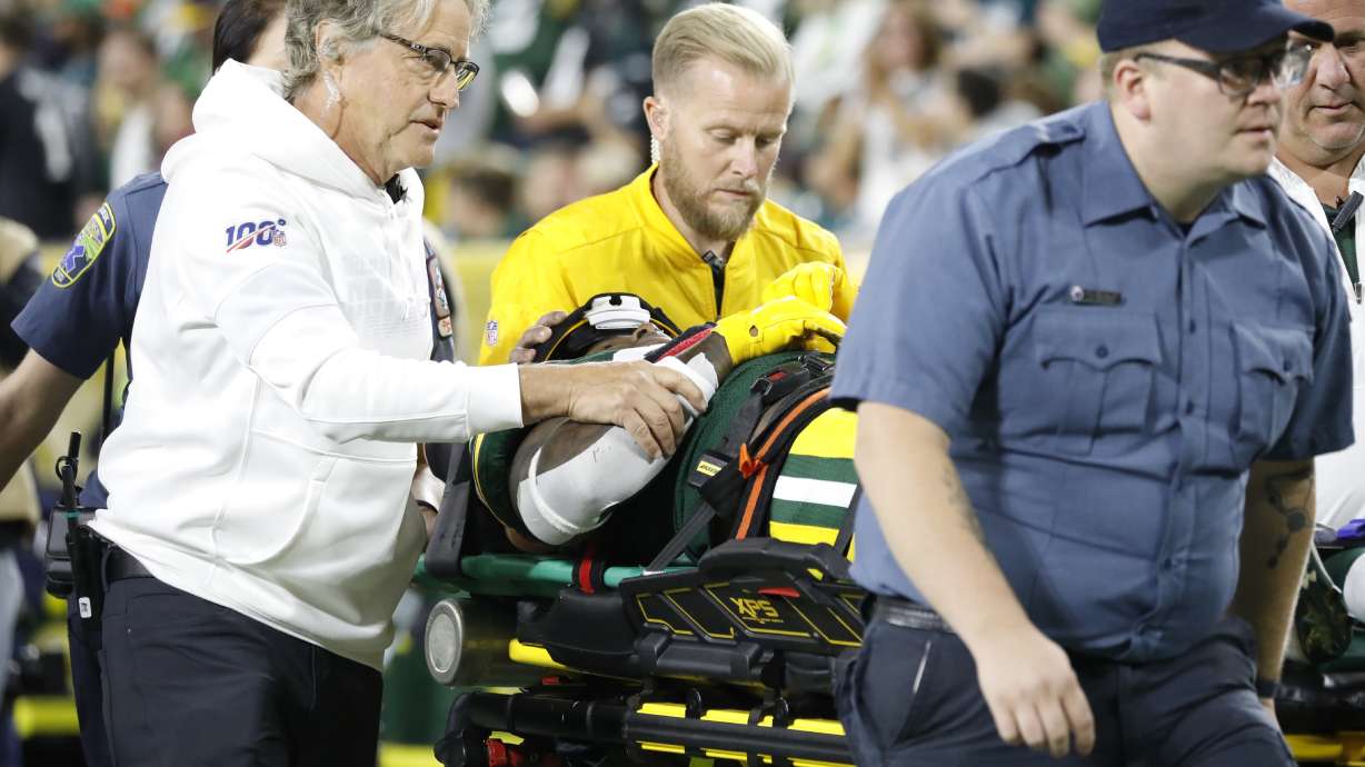 Packers RB Jamaal Williams out after hit to head