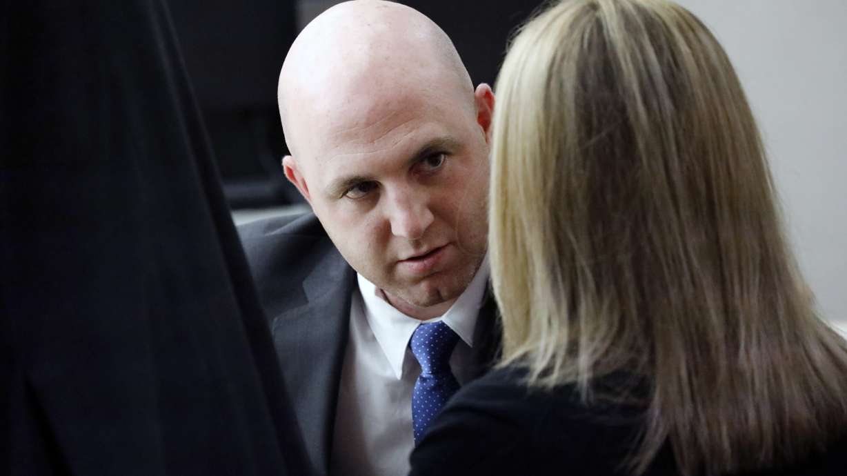 Dallas cop says she wishes neighbor had killed her instead