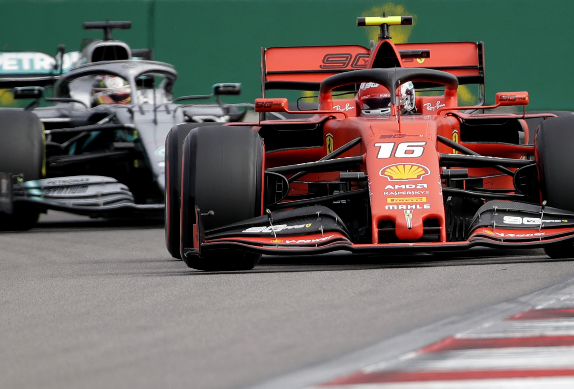 Verstappen ahead of Leclerc in 2nd practice at Russian GP