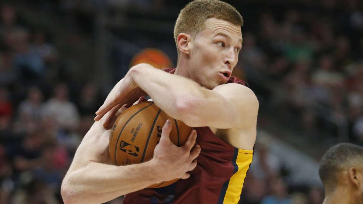 Cavaliers rookie Windler could miss 6 weeks with leg injury