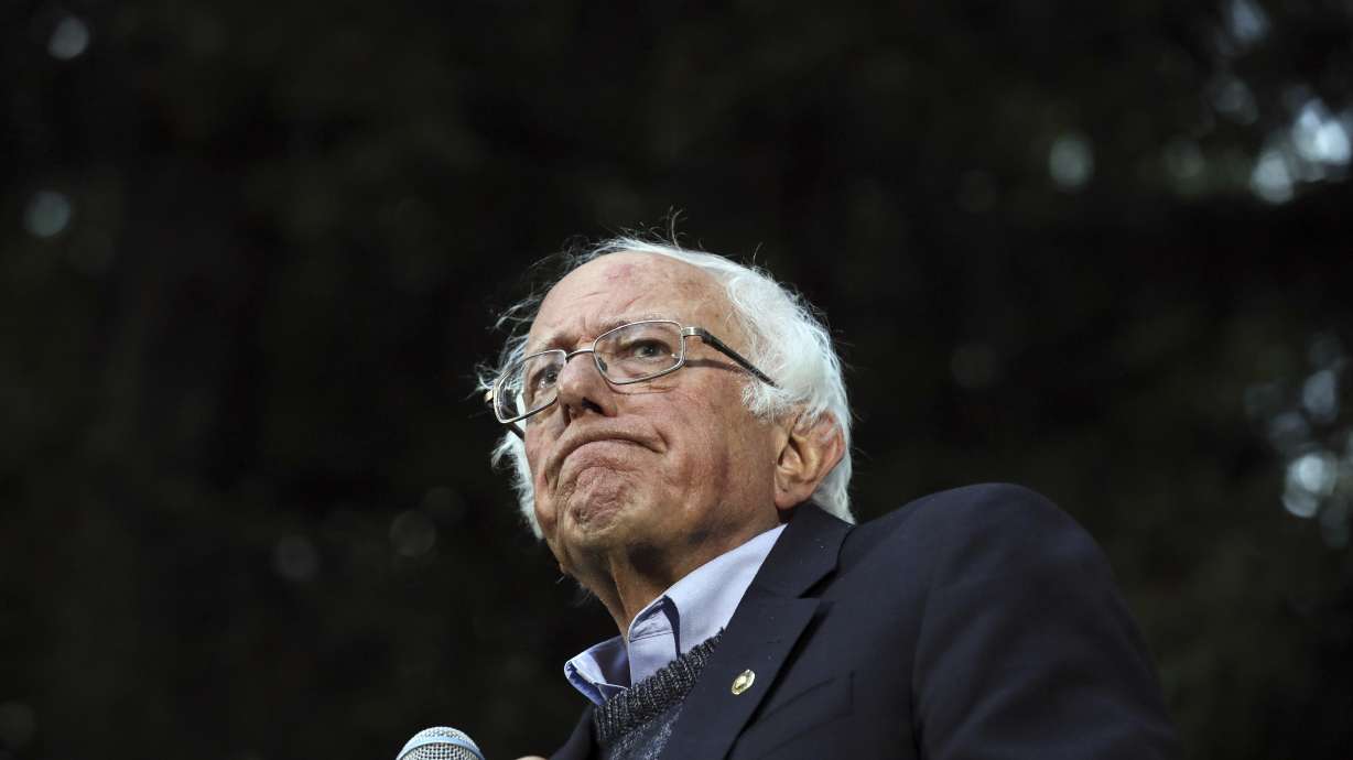 The Latest: Trump overwhelms 2020 Democrats with $125M haul