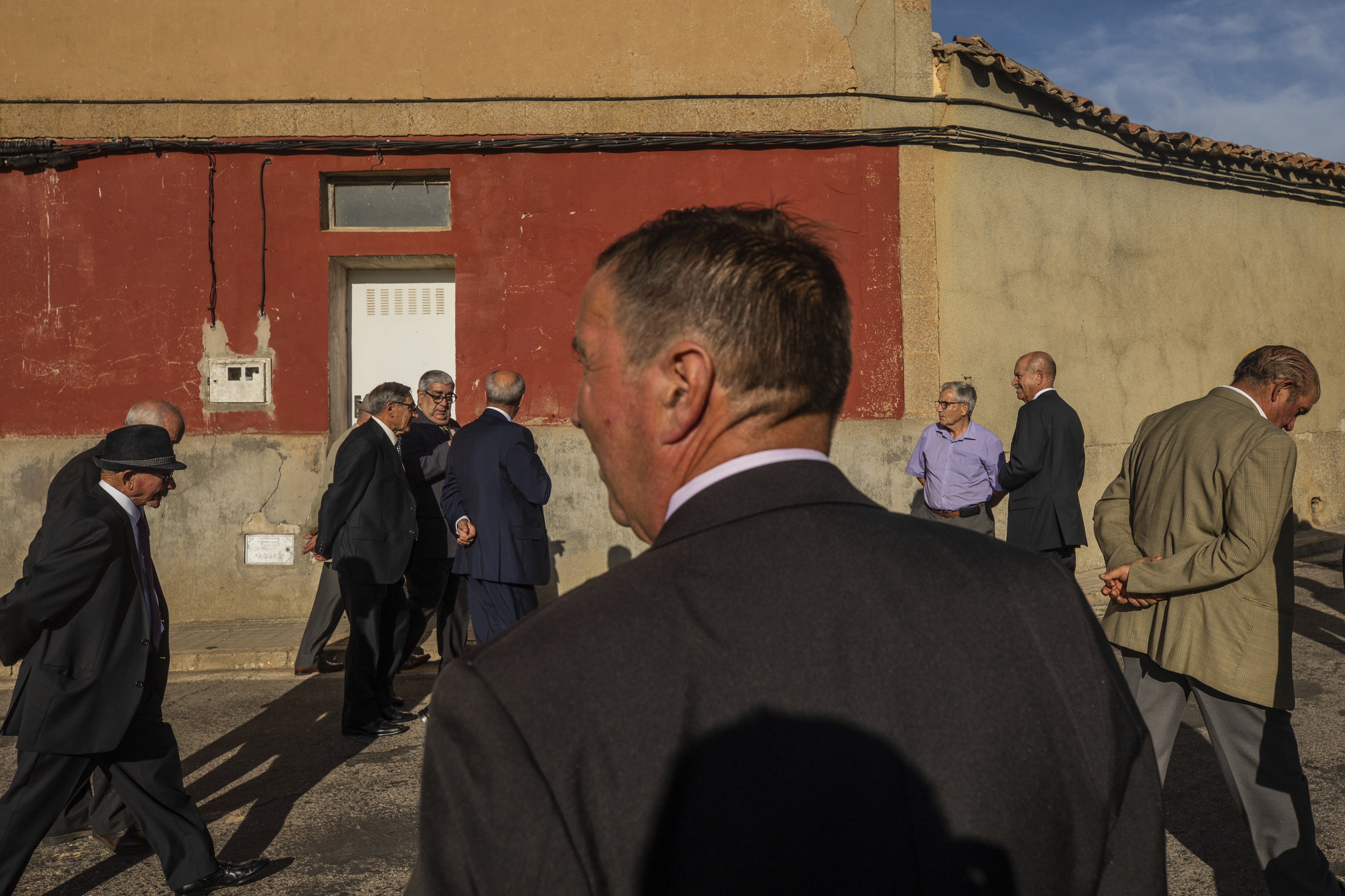 AP PHOTOS: Fading Spanish town keeps light on native saint
