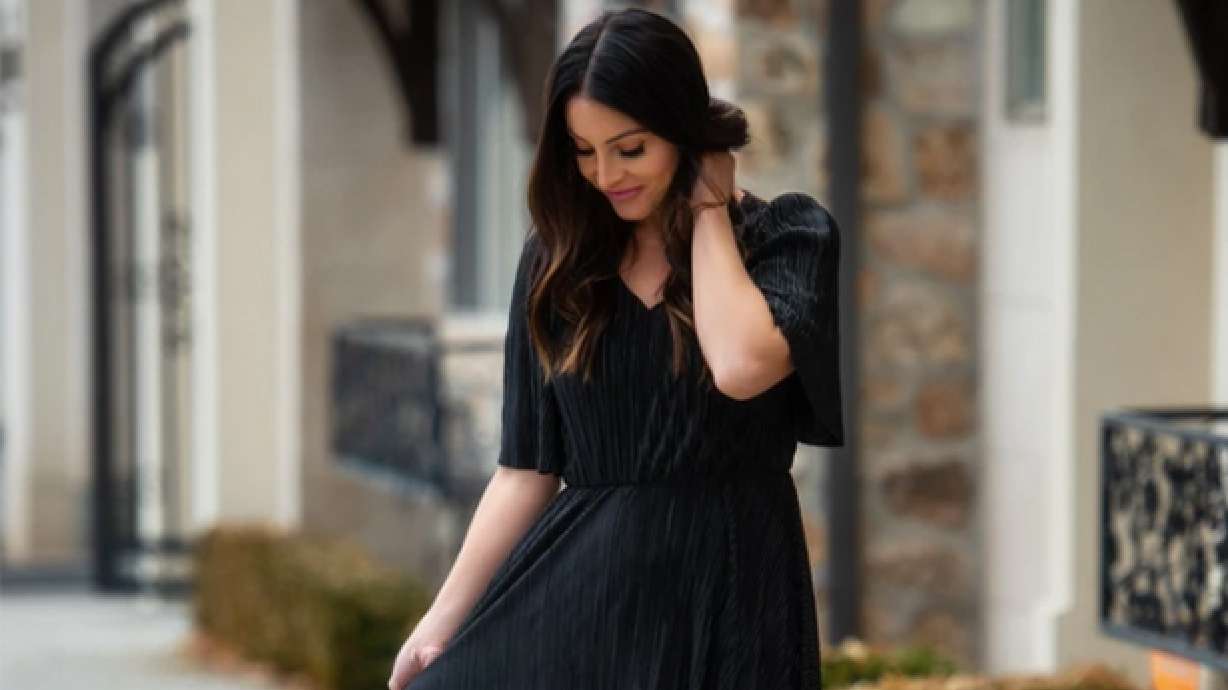 Clothes that are cute and modest? Utah designer launches SexyModest.com