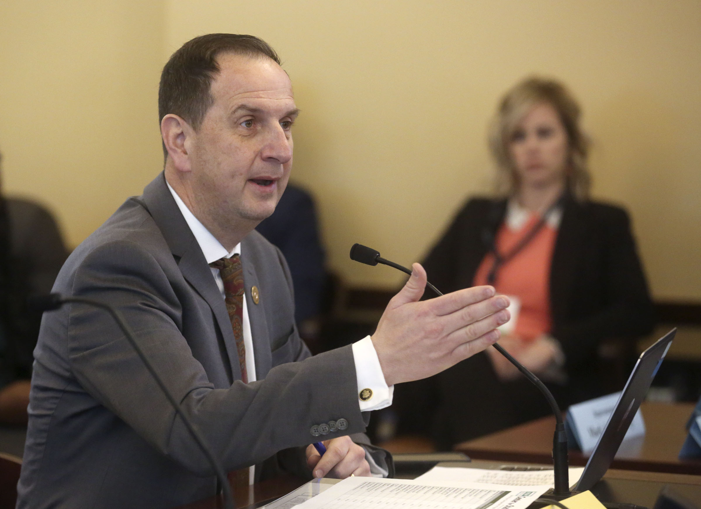 Rep. Norm Thurston, R-Provo, discusses HB267, which would allow importation of certain drugs from Canada, during a House Business and Labor Standing Committee meeting at the Capitol in Salt Lake City on Thursday, Feb. 21, 2019. (Kristin Murphy, KSL)