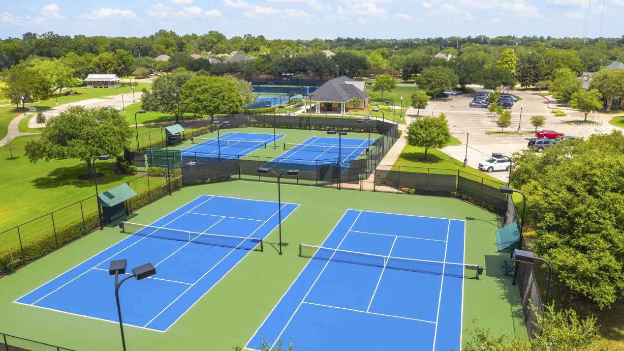 Sienna Welcomes New Models, Updated Amenities