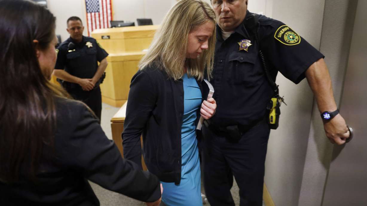 The Latest: Guyger trial judge accuses DA of contempt