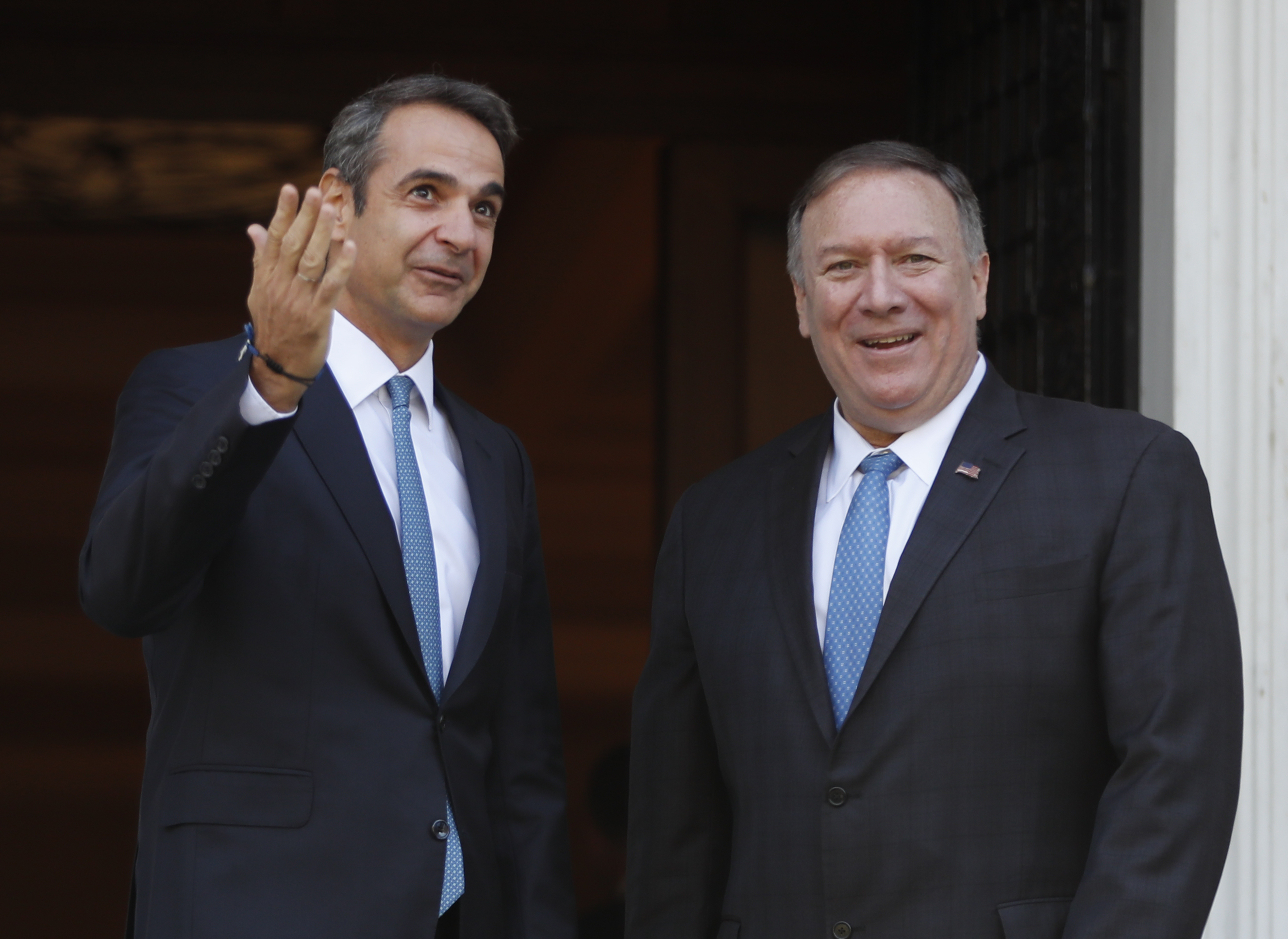 Pompeo blasts Ukraine critics for 'silly gotcha game'