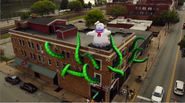 Someone call Ghostbusters. This Italian restaurant is crawling with ghosts