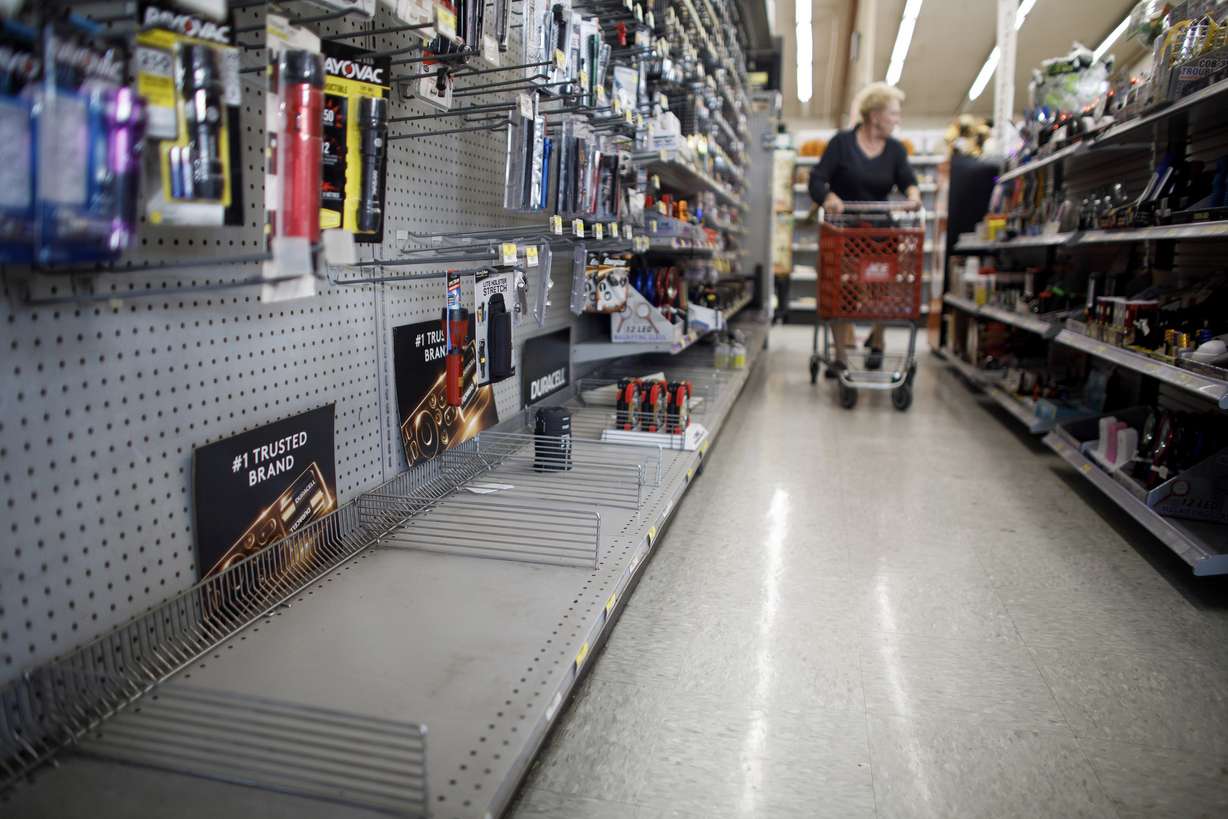 The lantern section is nearly empty at an ACE Hardware store as shoppers prepare for possible power shutoffs in Los Gatos, Calif., Tuesday, Oct. 8, 2019. Photo: AP Photo