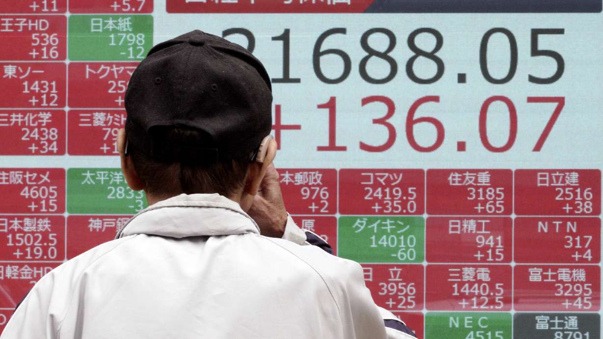 Global stocks higher on US-China trade optimism
