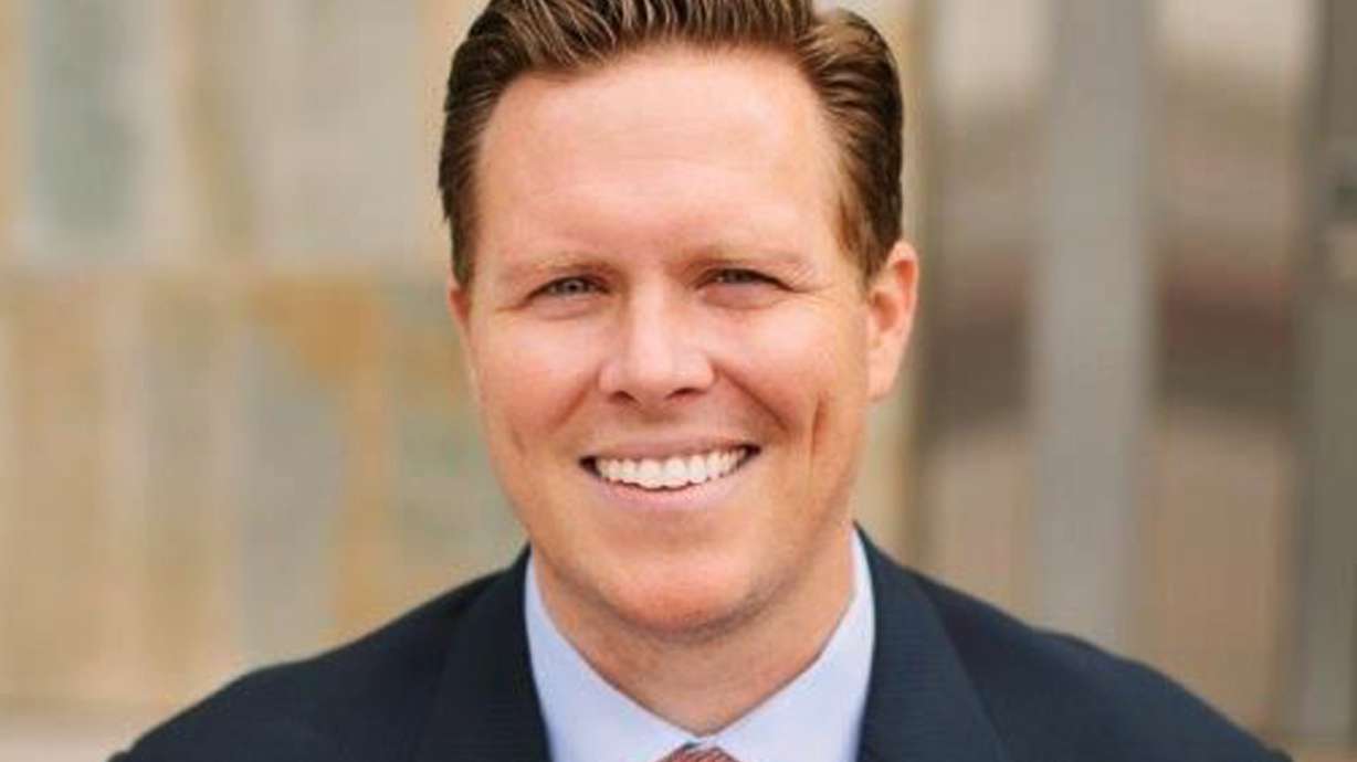 Former Arizona official pleads guilty in Utah adoption scheme