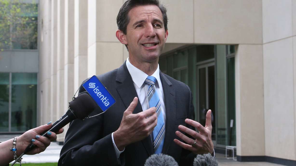 Australia wants trade deals with Hong Kong, Indonesia, Peru