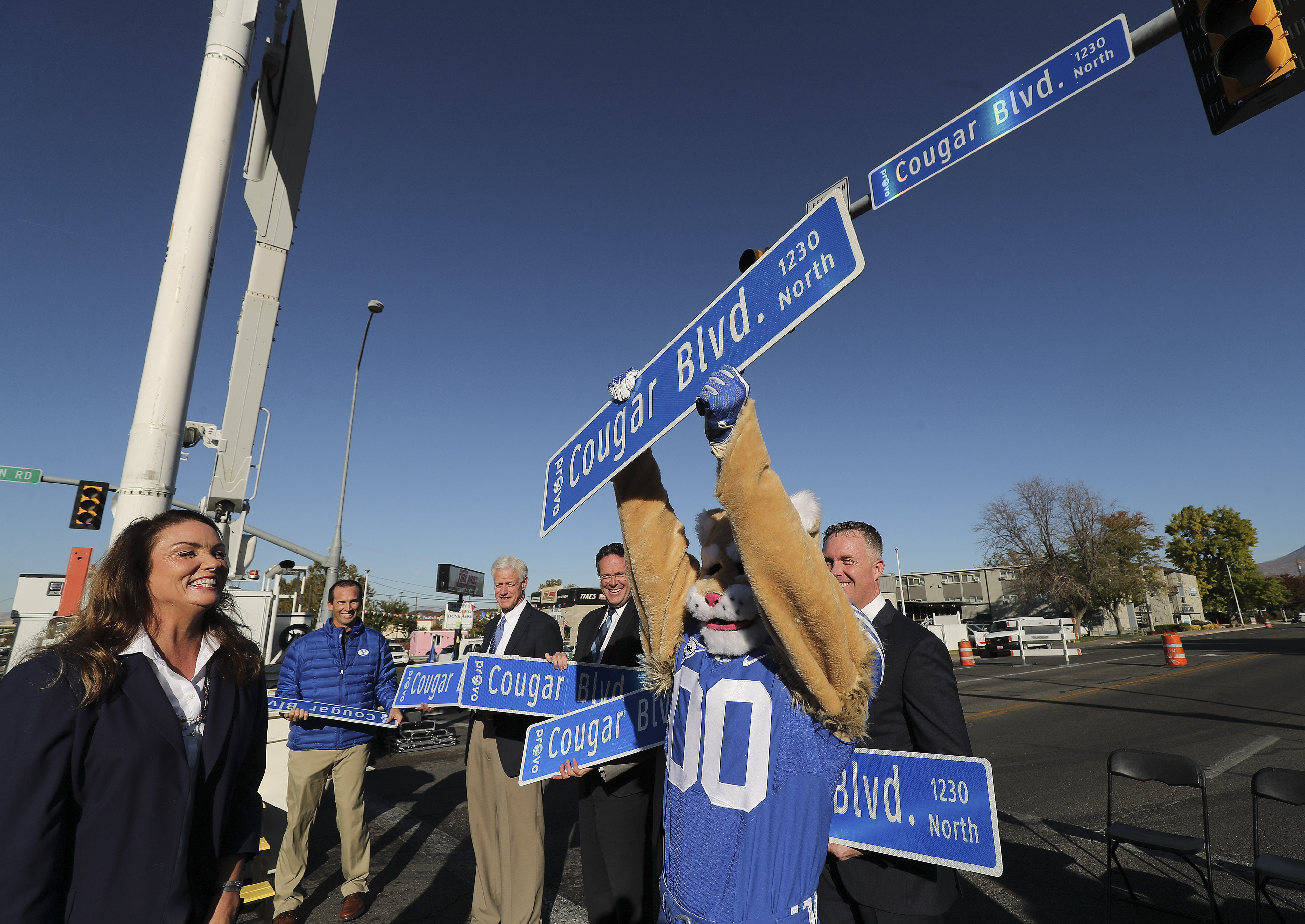 'Cougar Boulevard' unveiled at junction of BYU and Provo City