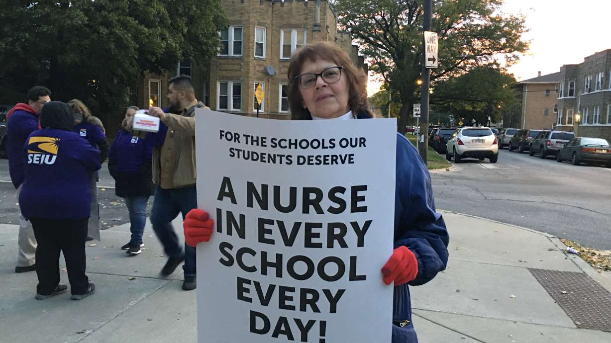 The Latest: Chicago teacher strike to continue into Friday