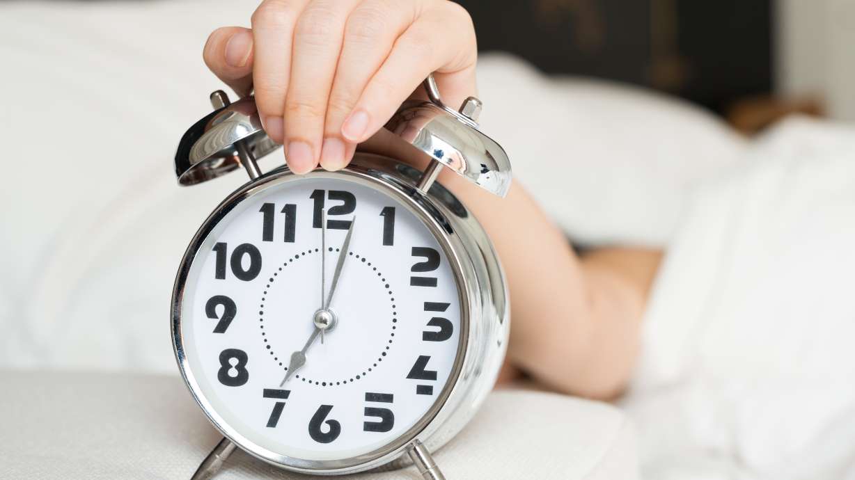 Like it or not, science backs up your teen's love of the snooze button