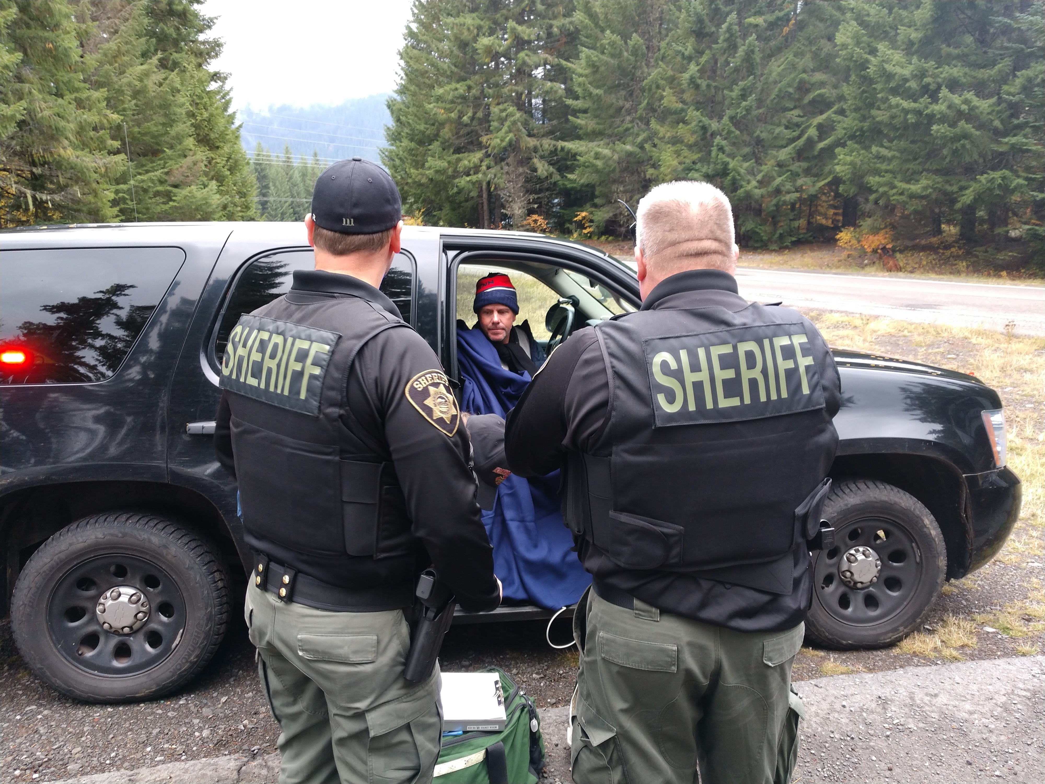 Lost Pacific Crest Trail hiker rescued in snowstorm