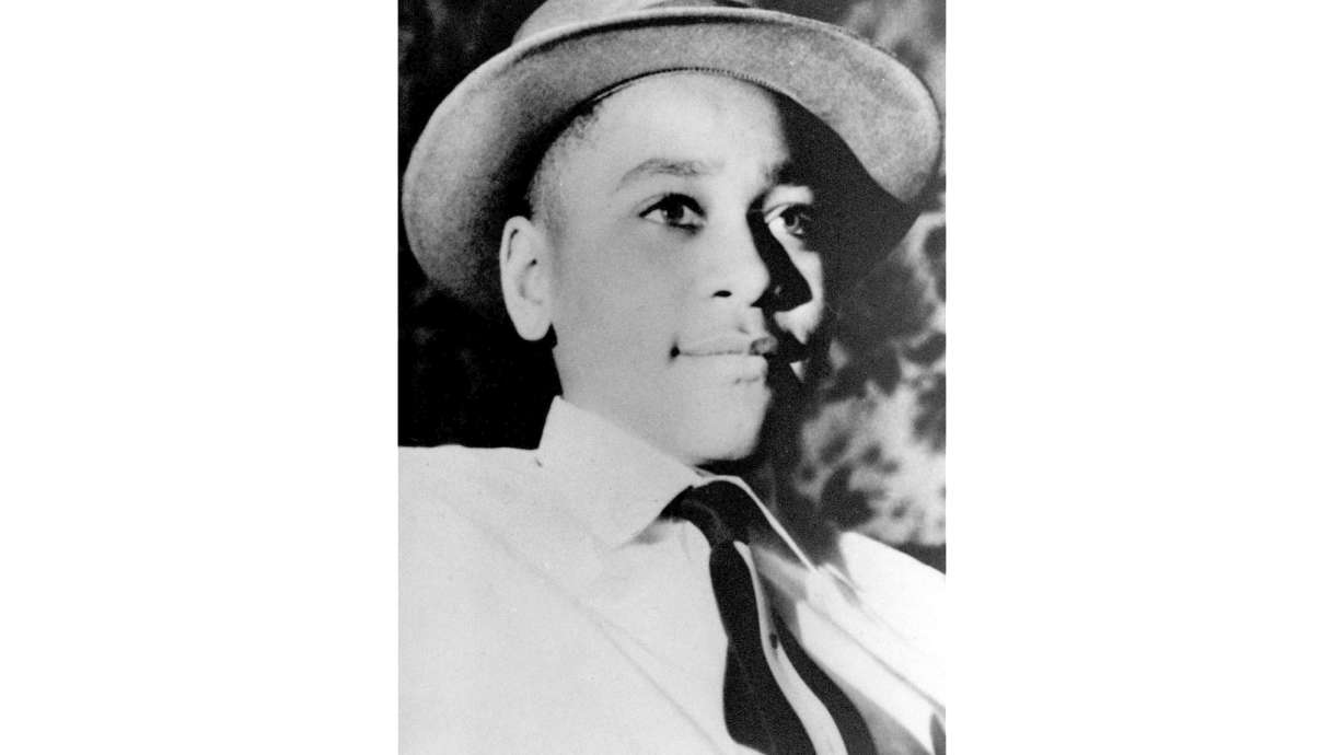 New Emmett Till marker dedicated to replace vandalized sign