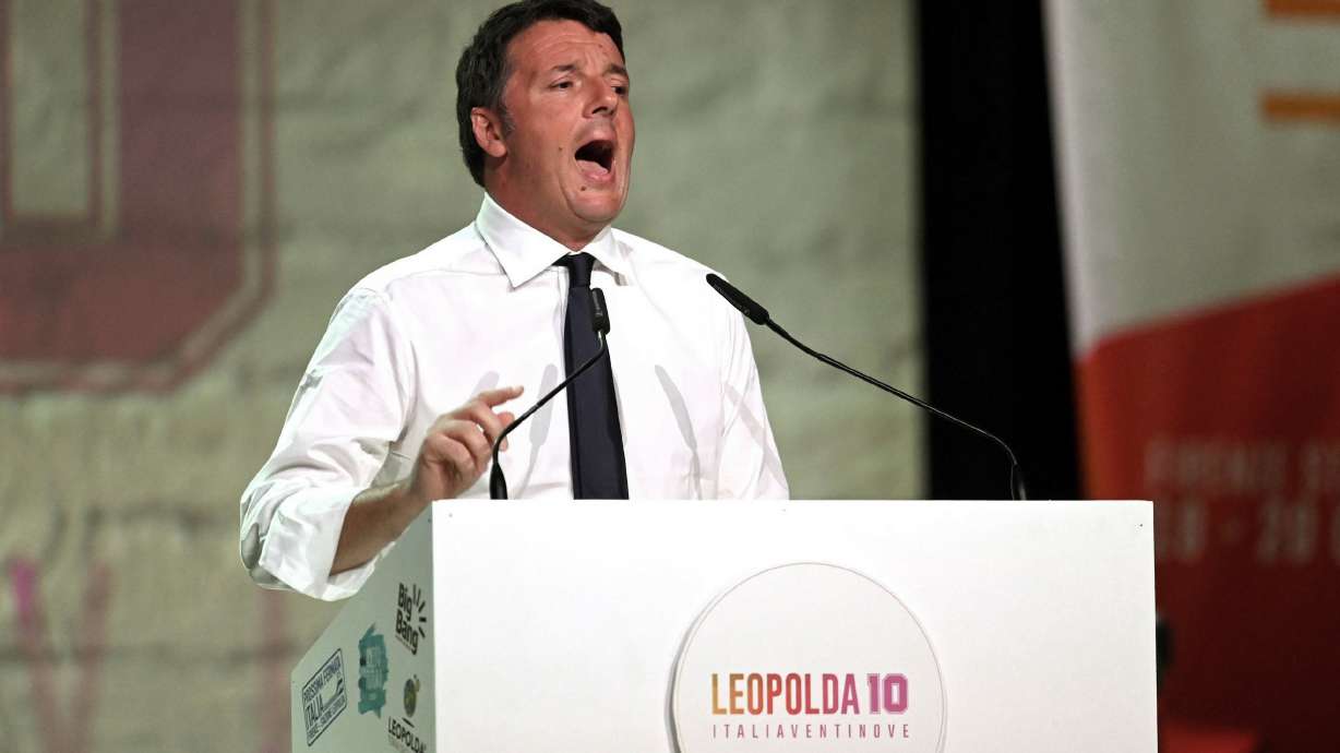 Italian ex-premier Renzi seeks to create new center-right