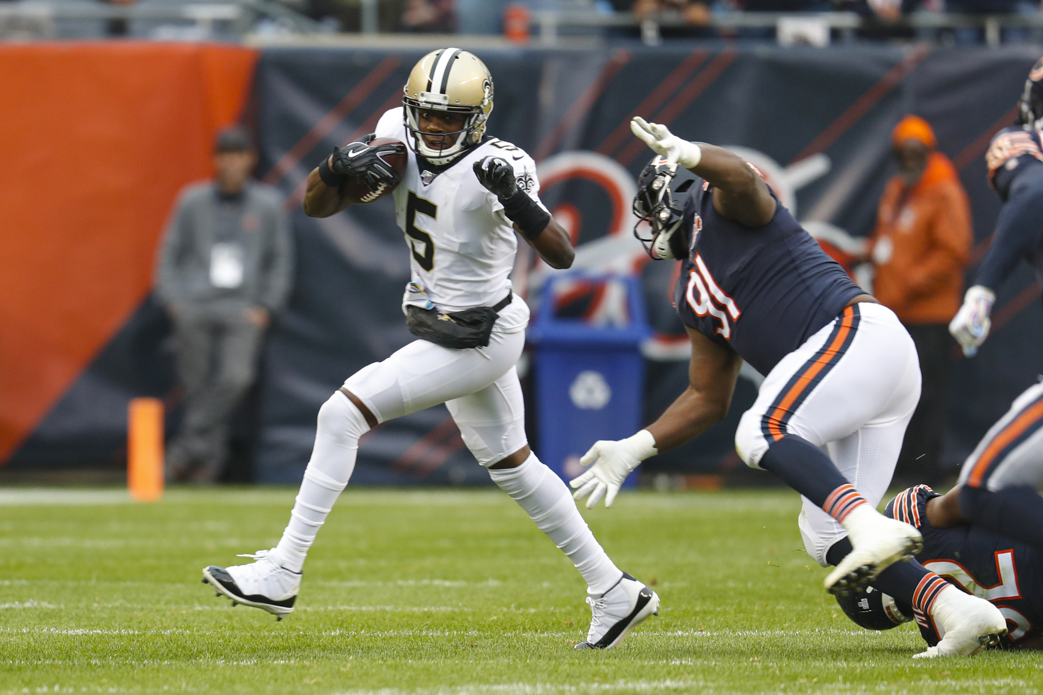 Bridgewater throws for 2 TDs, surging Saints top Bears 36-25