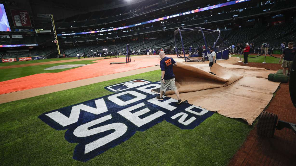 The Latest: Soto homers, doubles and Nats win Game 1