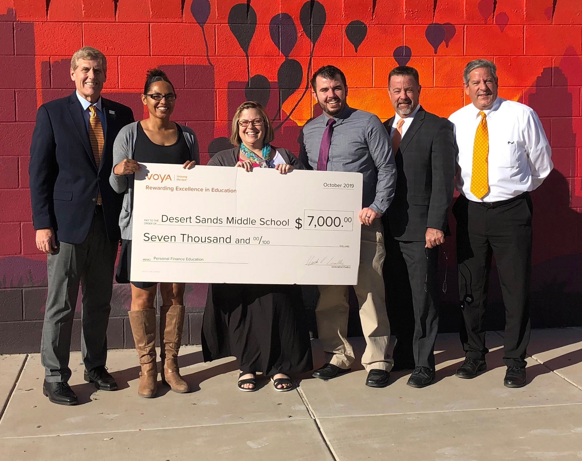Voya Honors Phoenix Arizona’s Desert Sands Middle School with Third-Place Unsung Heroes Program Award