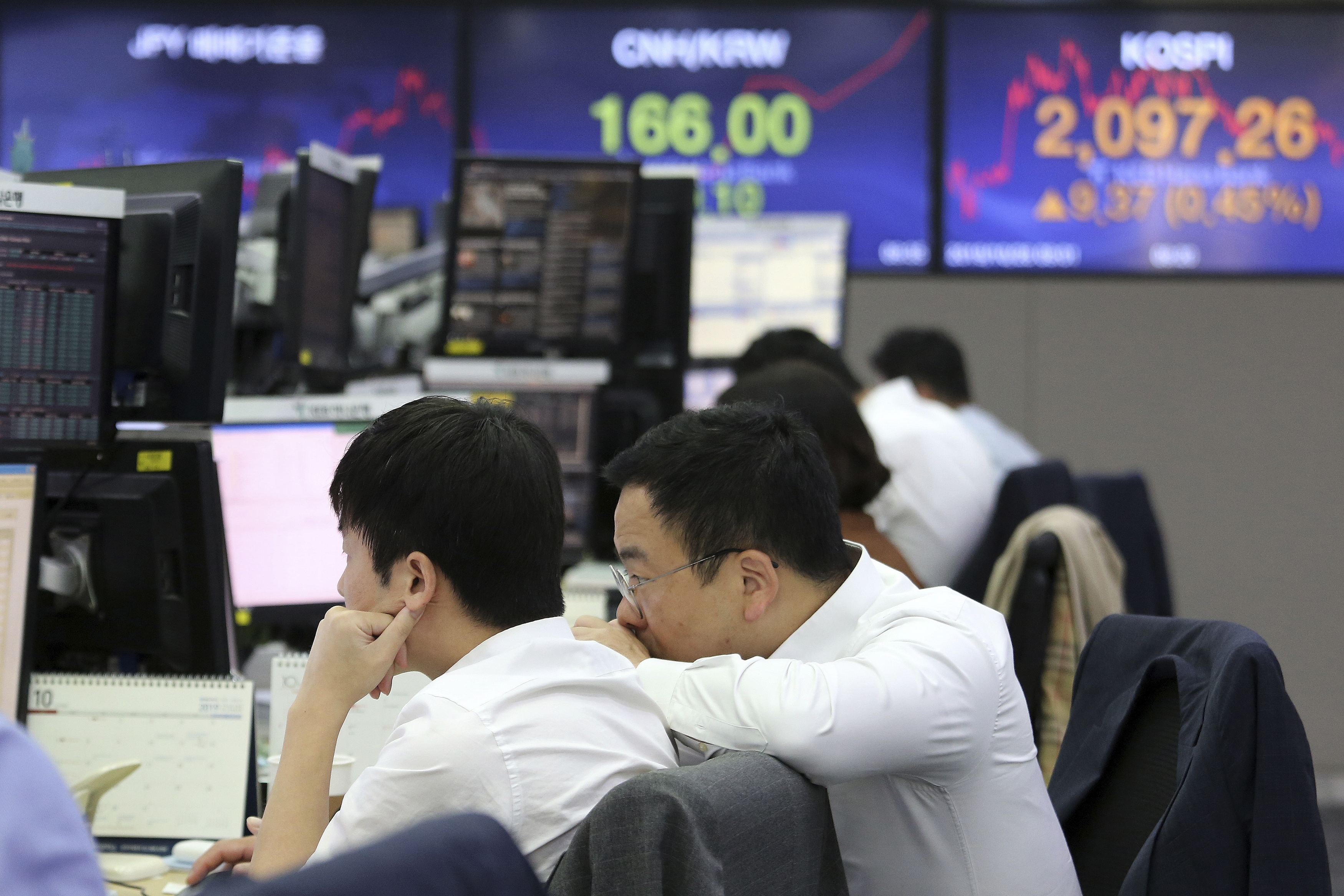 Asian stocks rise as China-US trade, Brexit fears recede