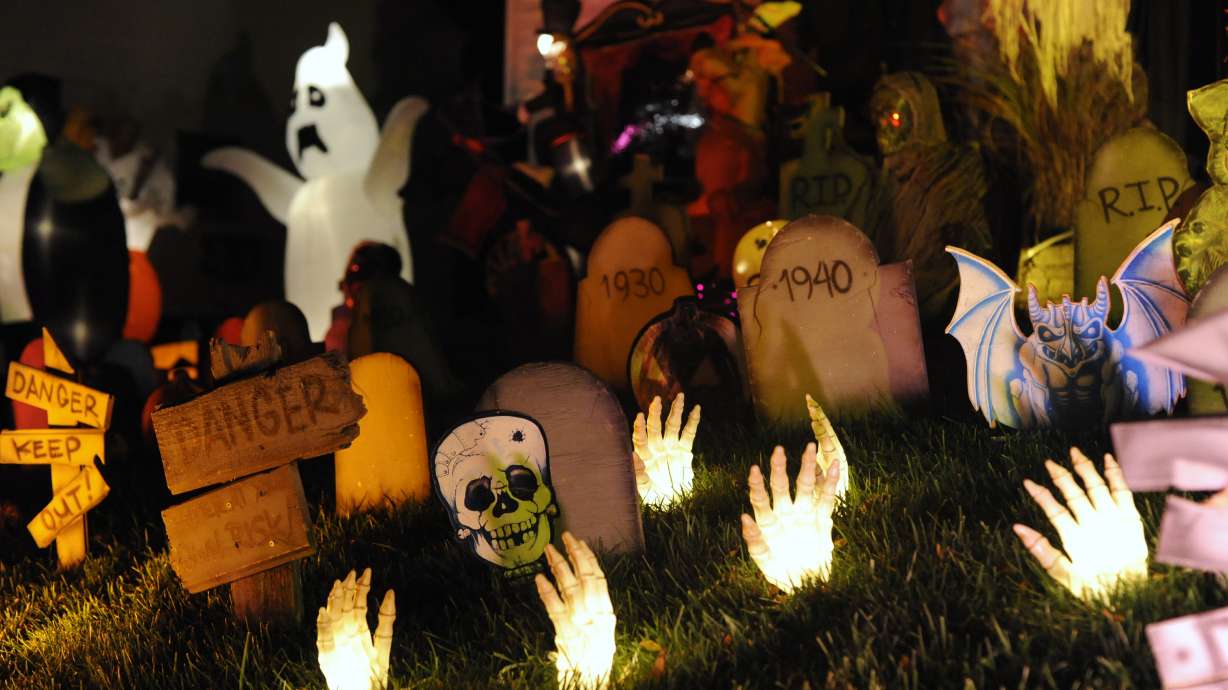 Scare us! Enter the KSL.com Halloween costume contest 👻