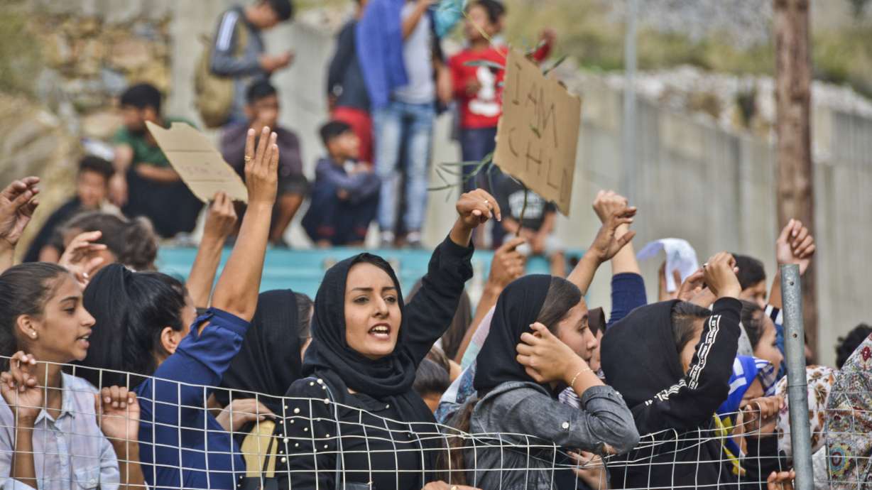 Legal opinion: Poland, Hungary, Czechs broke EU migrant law