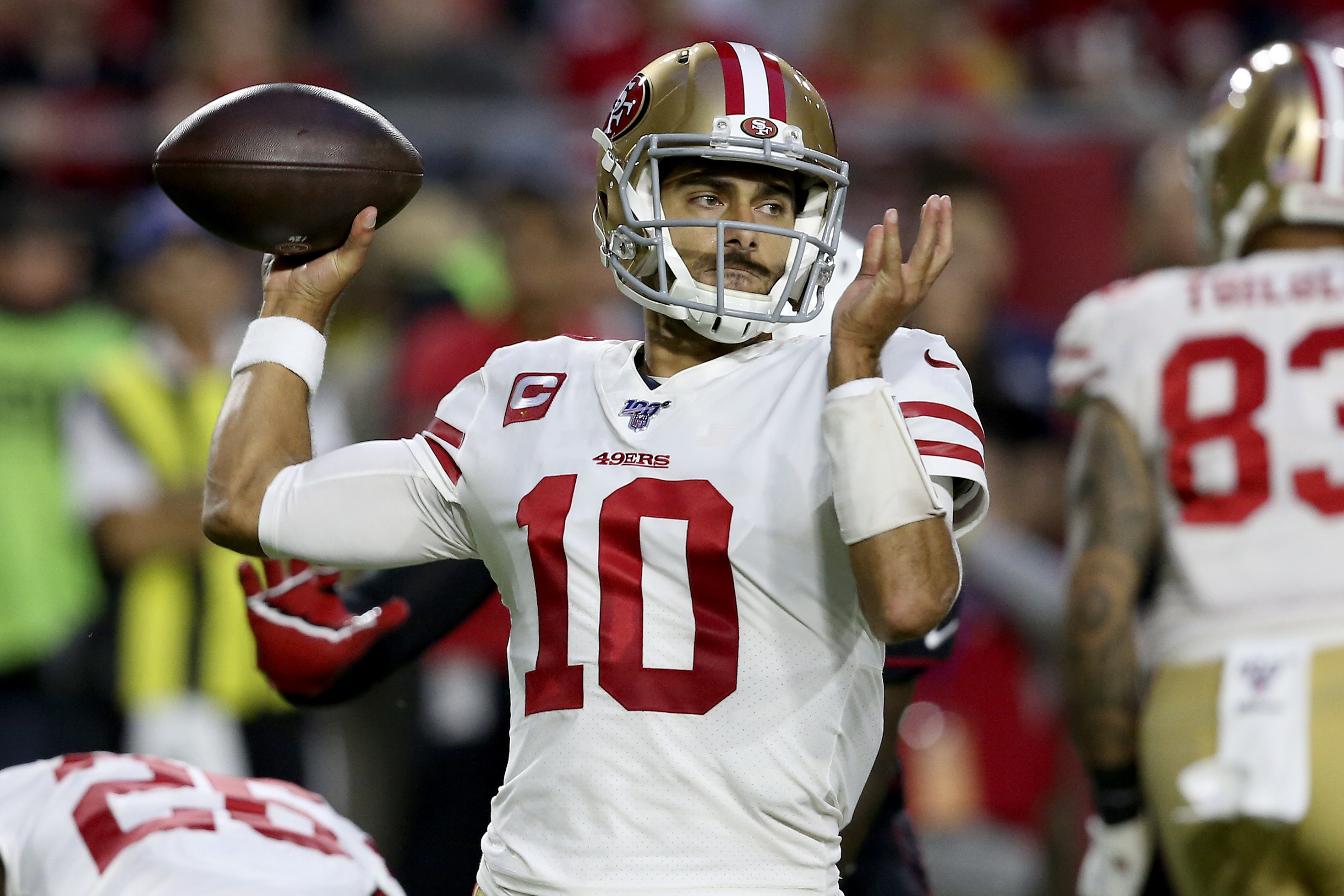 Garoppolo throws 4 TD passes, 49ers beat Cardinals 28-25