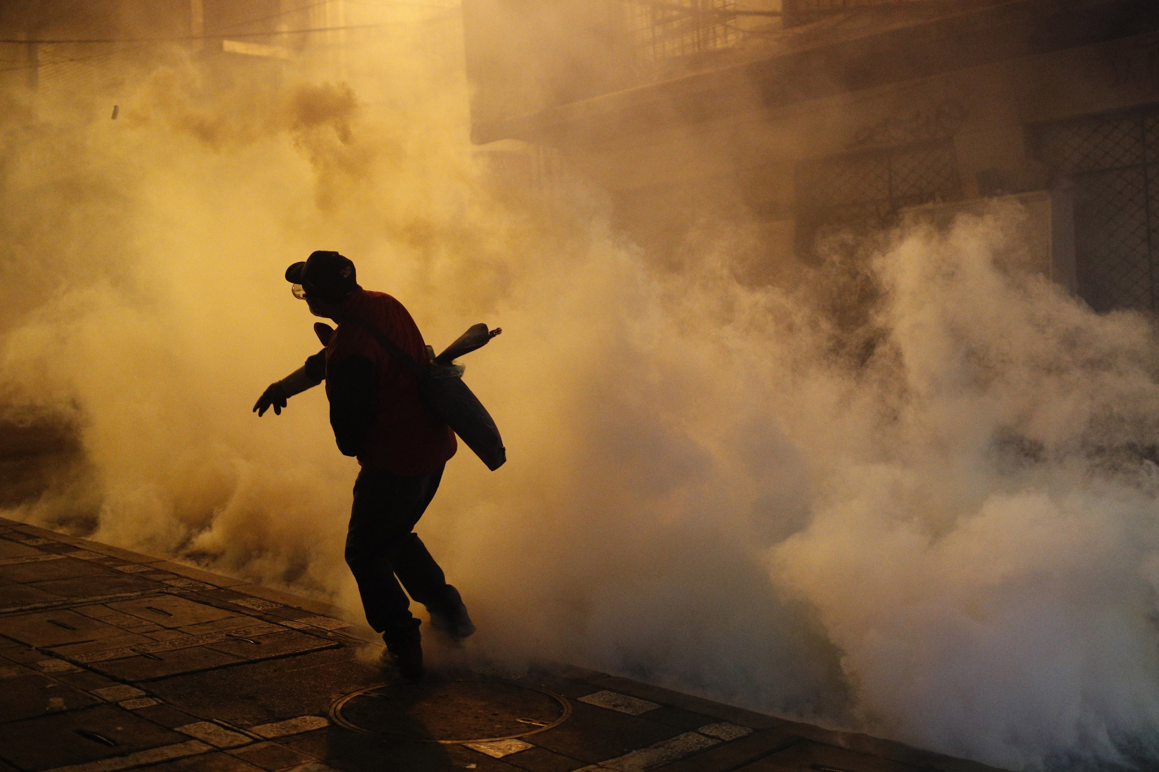 Election violence erupts near Bolivia's presidential palace