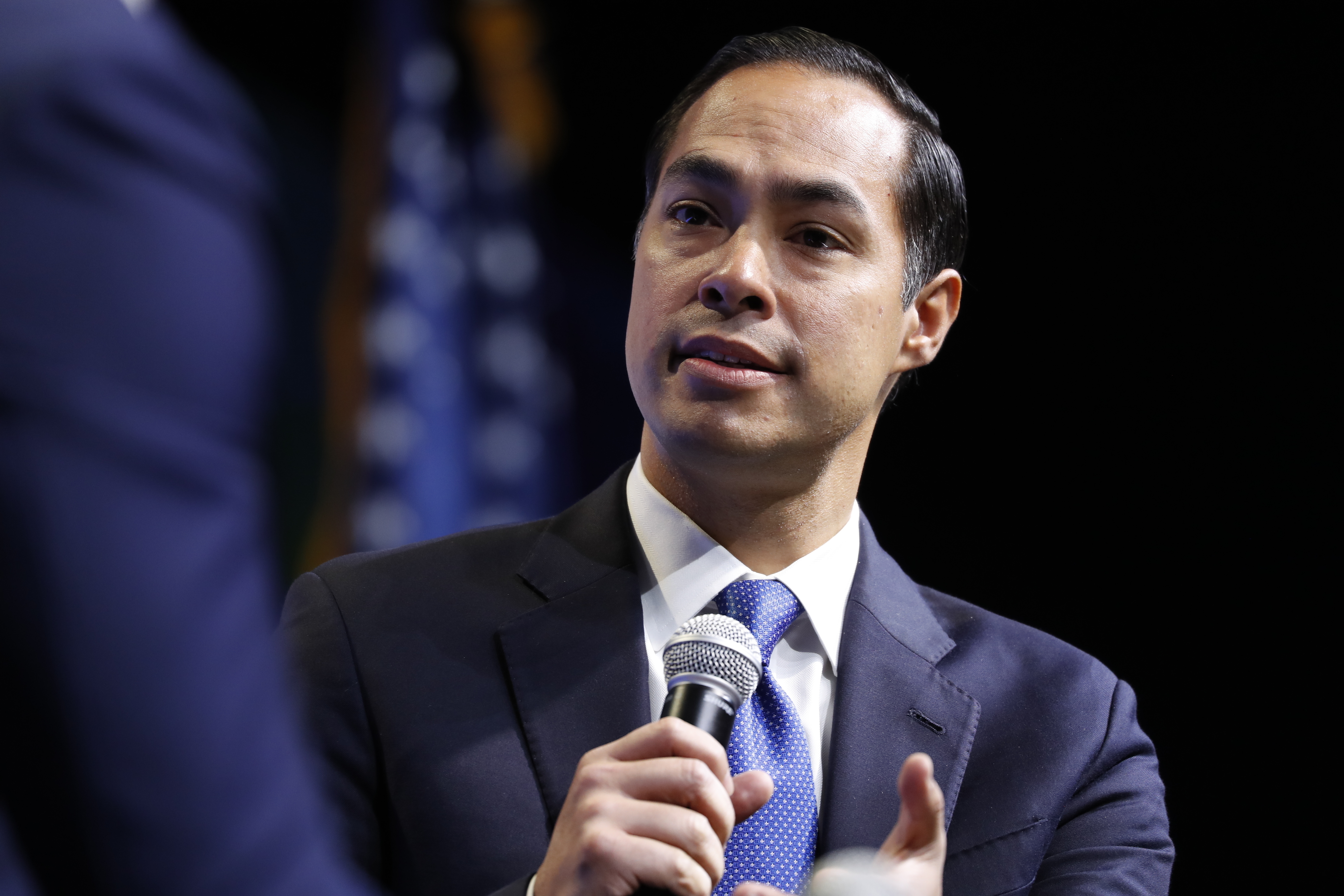 Castro says he raised $800,000 to stay in presidential race