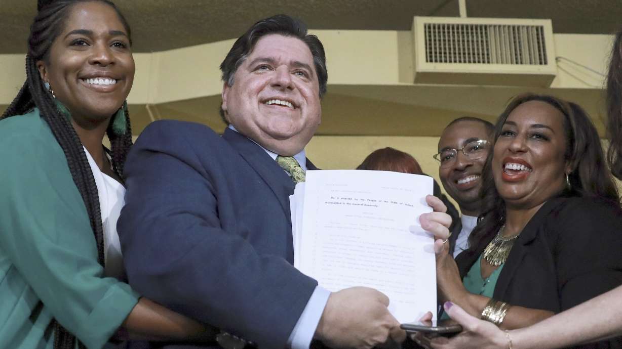 Illinois marijuana law aims to undo harm of war on the drug