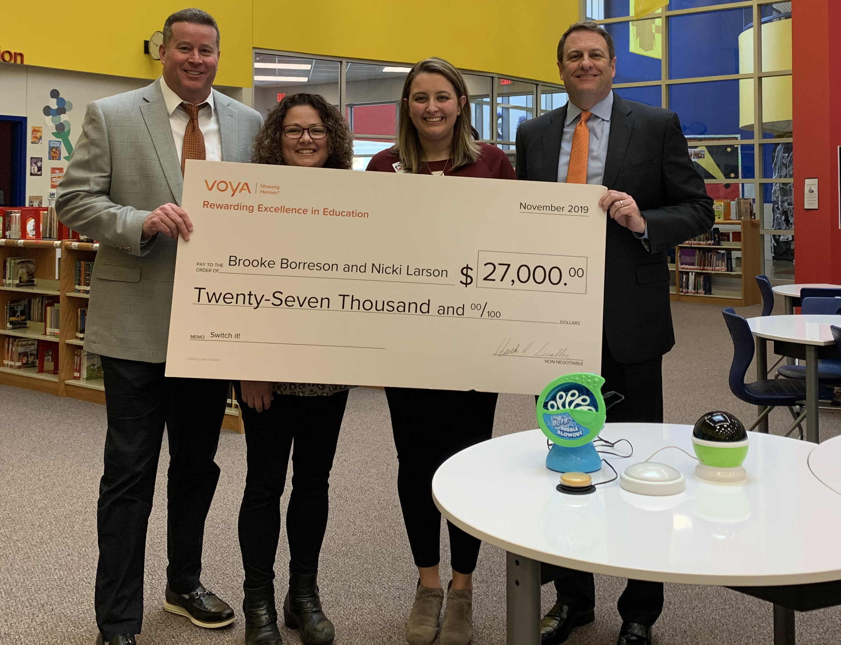 Voya Honors Buda, Texas Teachers With First-Place Unsung Heroes Program Award