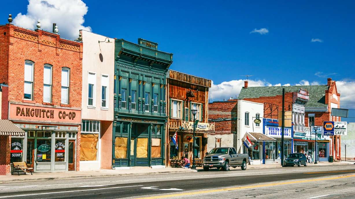 Printing miscommunication leads residents in Panguitch, Escalante to receive late mail-in ballots