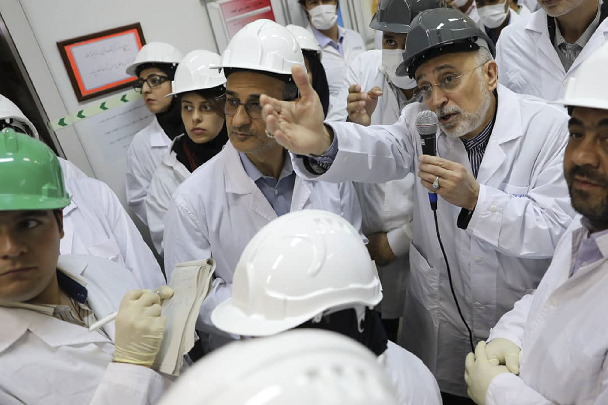 Iran to fuel centrifuges in new step away from nuclear deal
