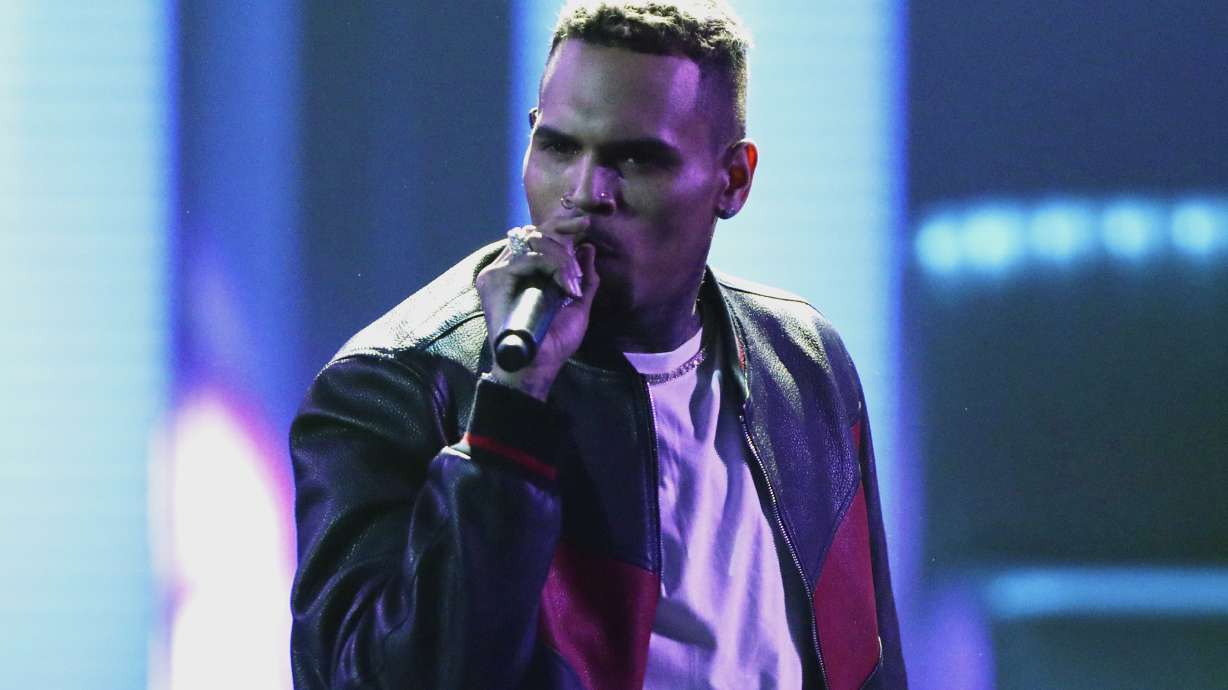 Chris Brown holds high-end yard sale at his Los Angeles home