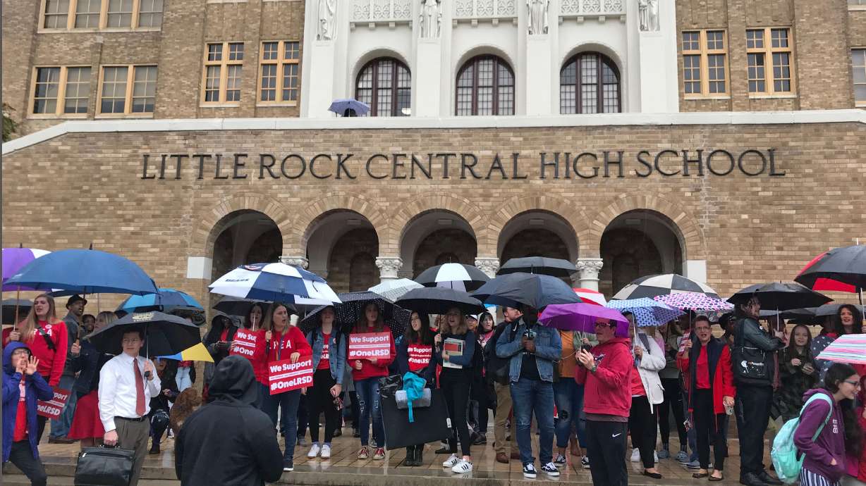 Strike plans unclear, Little Rock teachers hold 'walk-ins'
