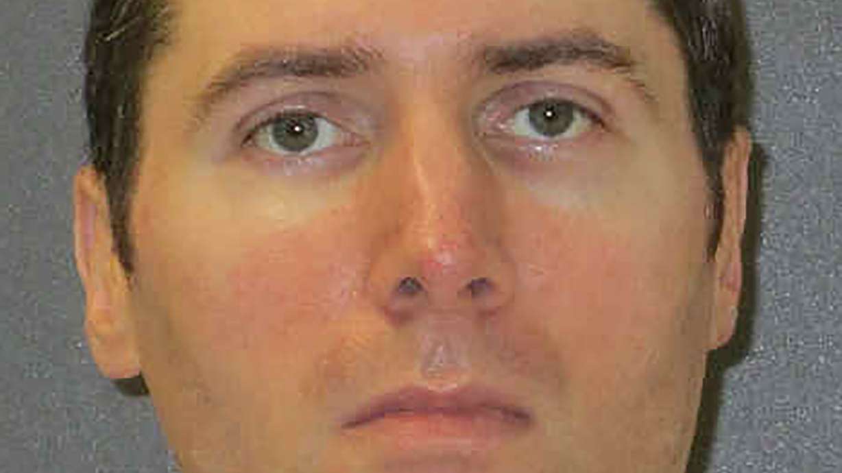 The Latest: Texas man executed in 2002 strangulation