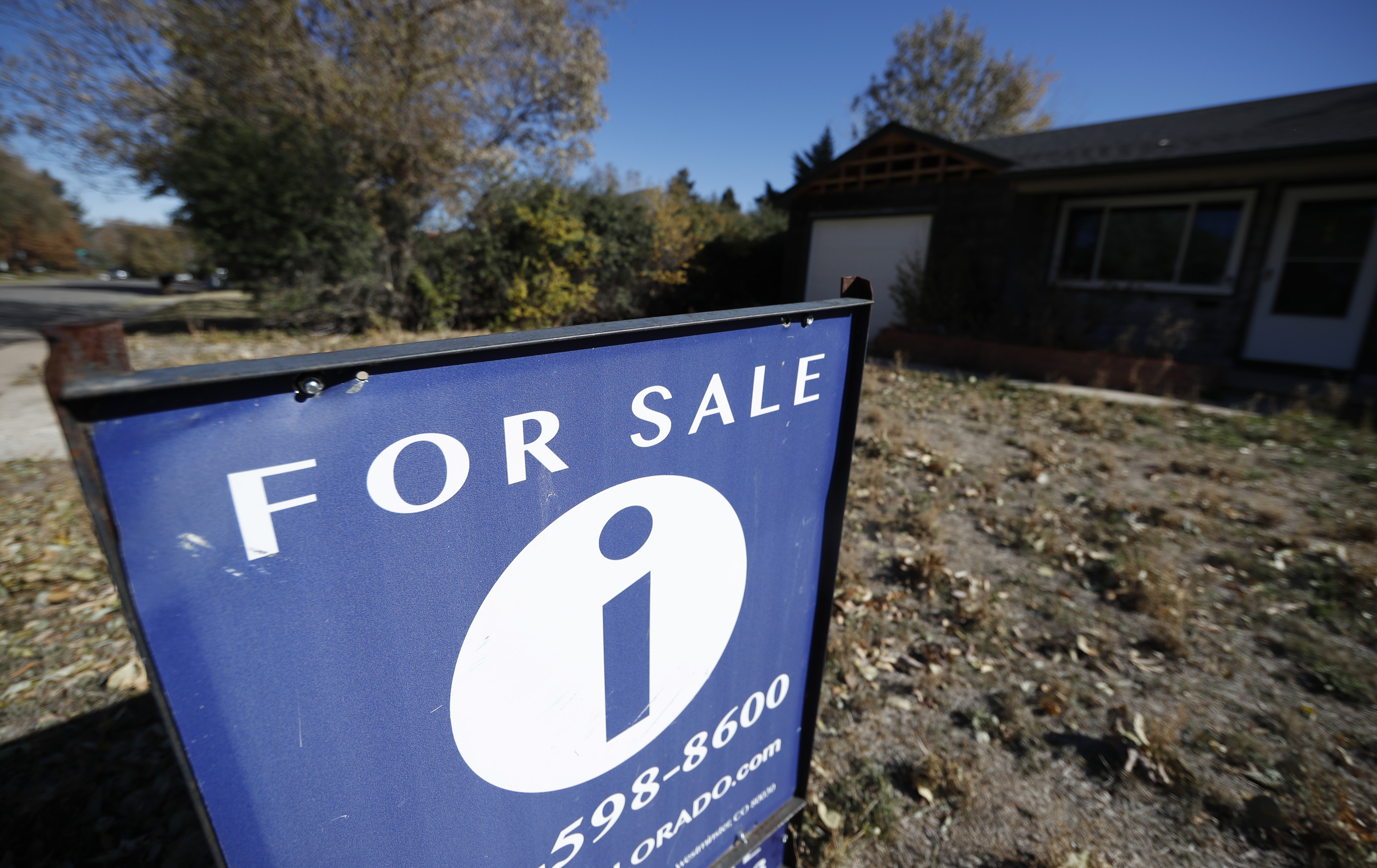 US mortgage rates fall this week from 3-month high
