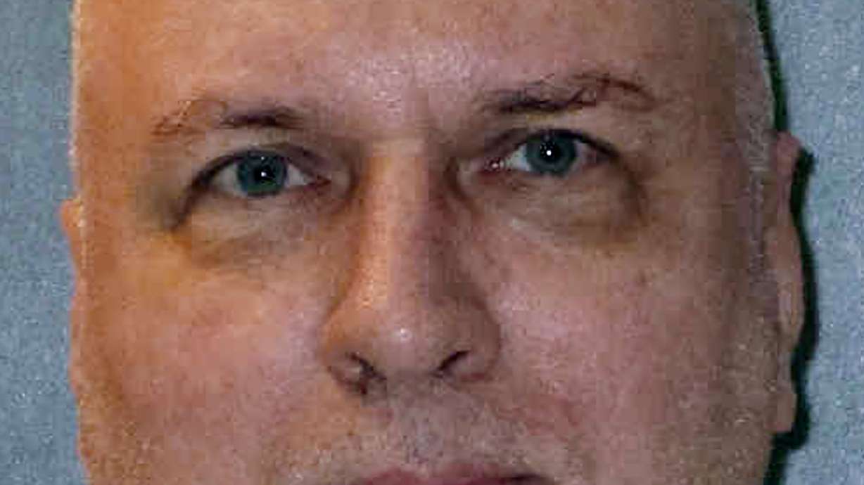 Judge stays 'Texas 7' gang member execution for 2nd time