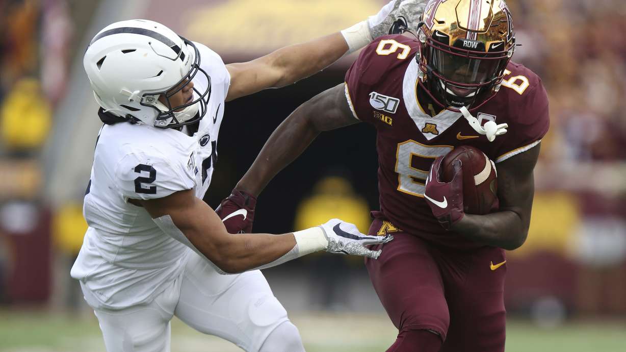No. 13 Minnesota stays unbeaten vs No. 5 Penn State, 31-26