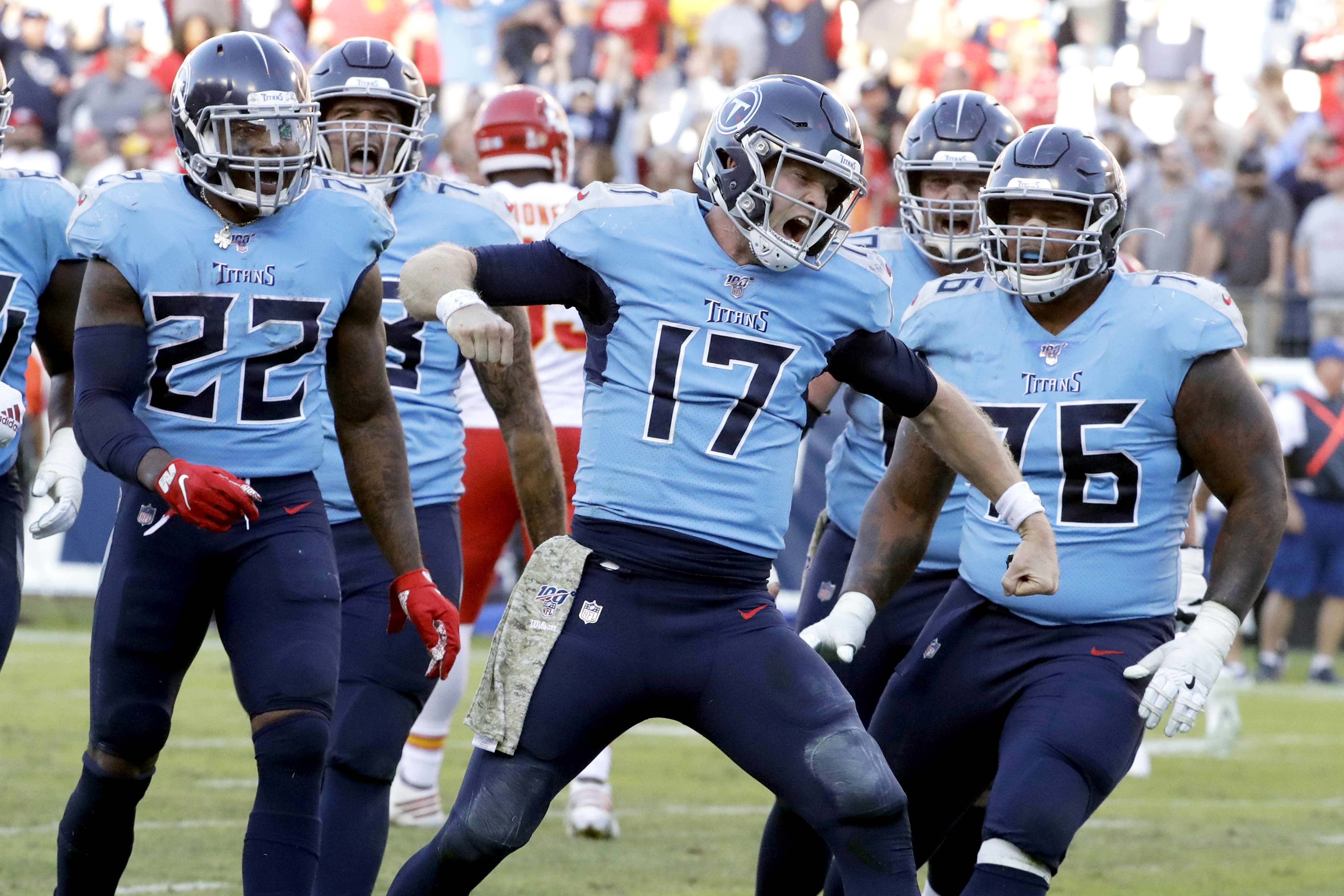 Titans rally, spoil Mahomes' return beating Chiefs 35-32