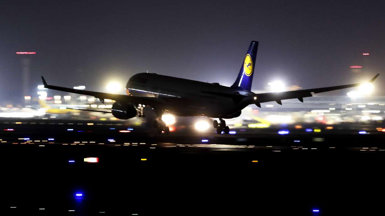 Germany's Lufthansa, union agree to arbitration in dispute