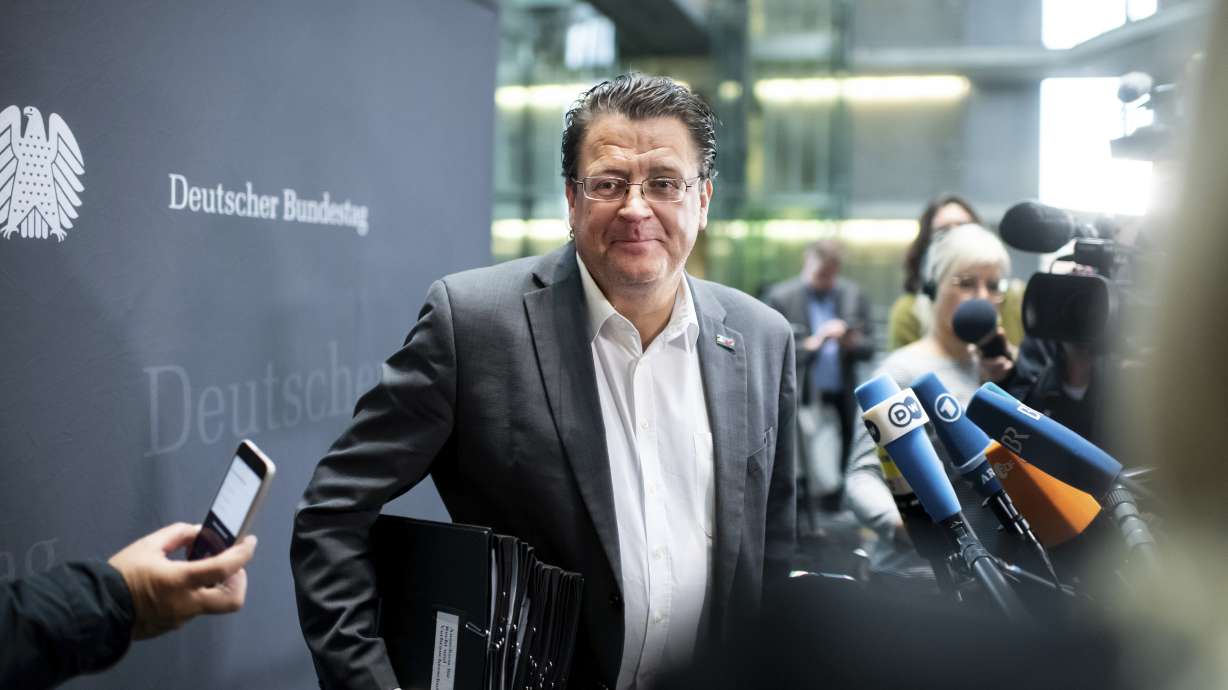 German parliament committee ousts far-right chairman