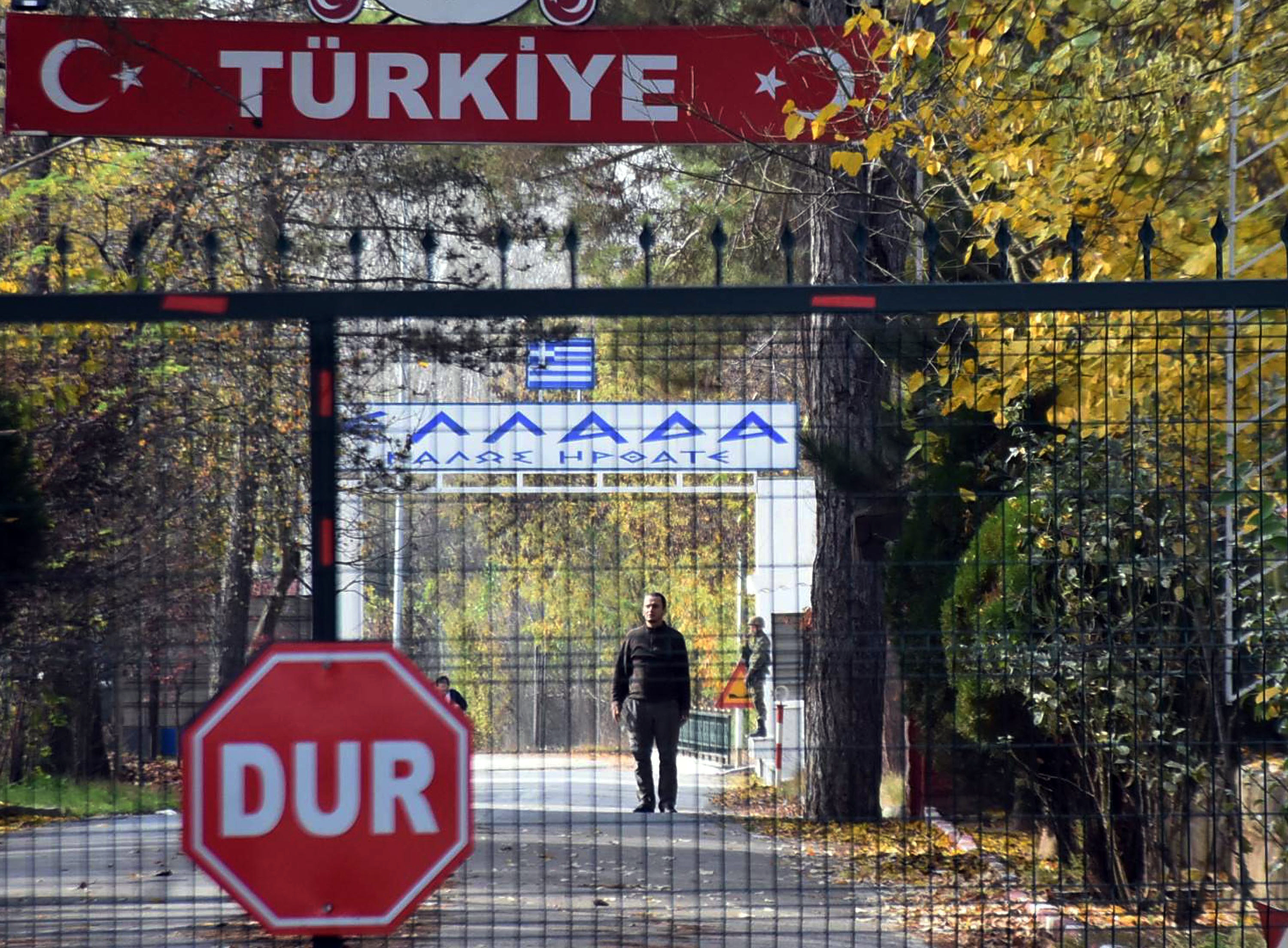 Turkey deports American IS suspect stuck at Greek border