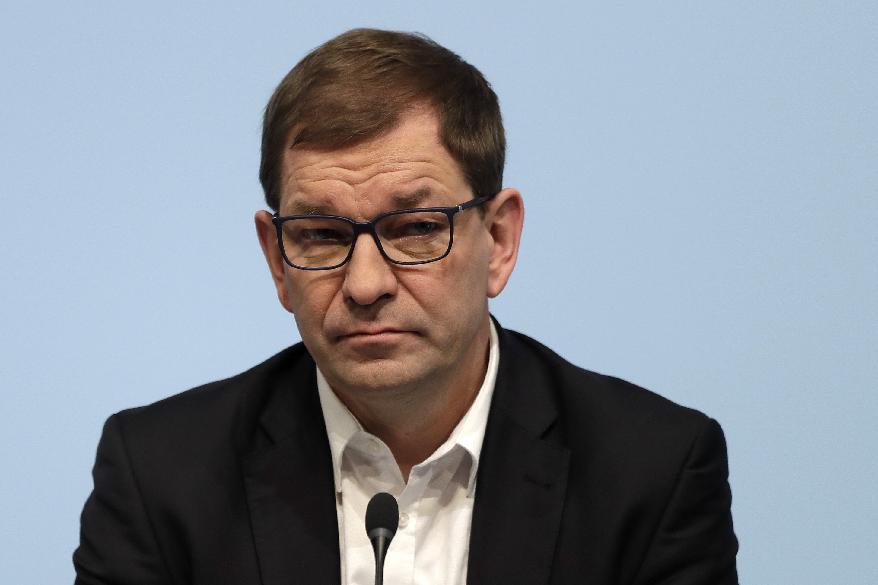 Former BMW executive Duesmann named new CEO at rival Audi