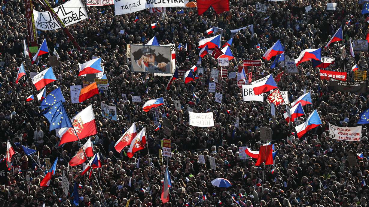 Czechs use anniversary of Velvet Revolution to pressure PM