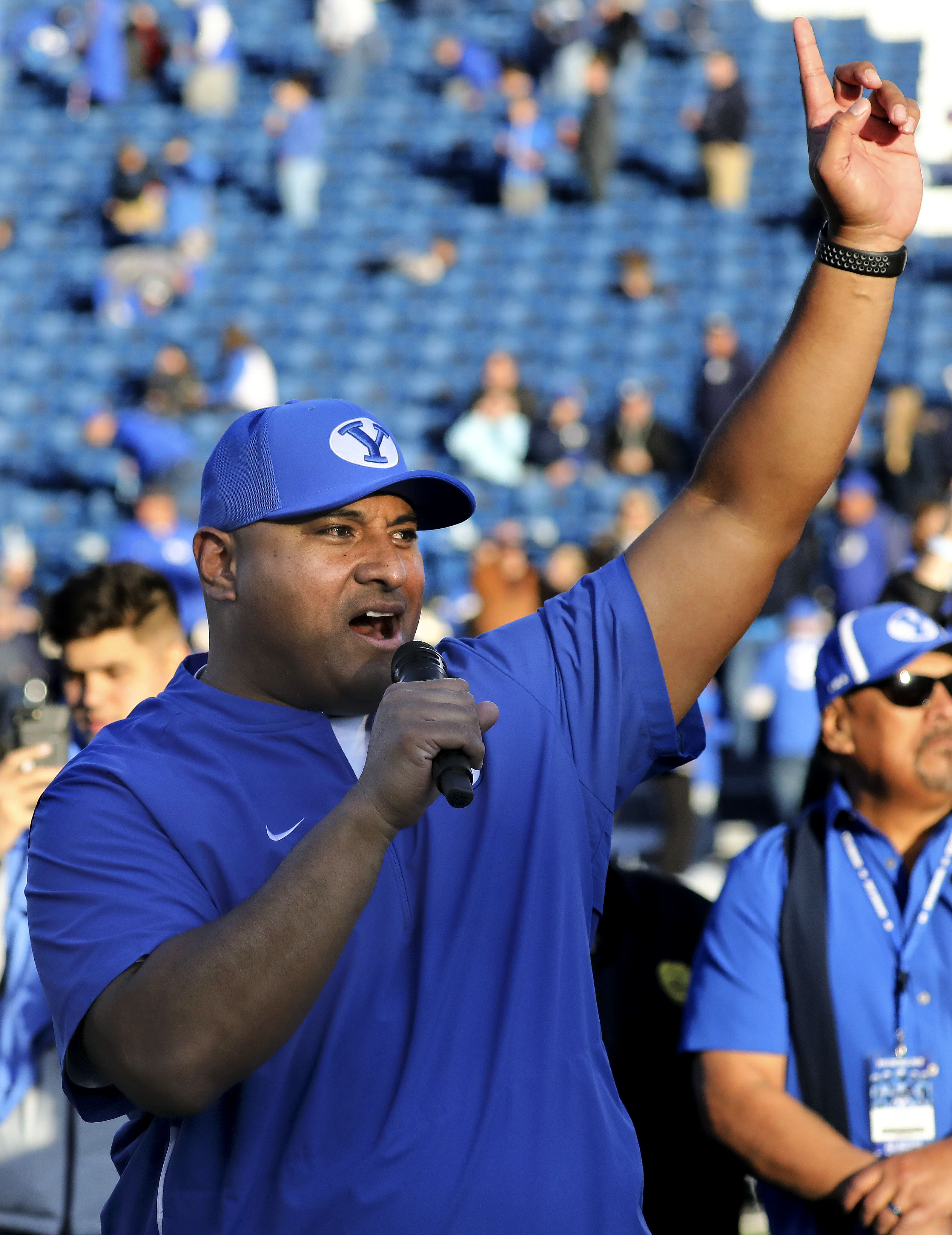 Did BYU AD Tom Holmoe just quietly extend Kalani Sitake's contract? |  